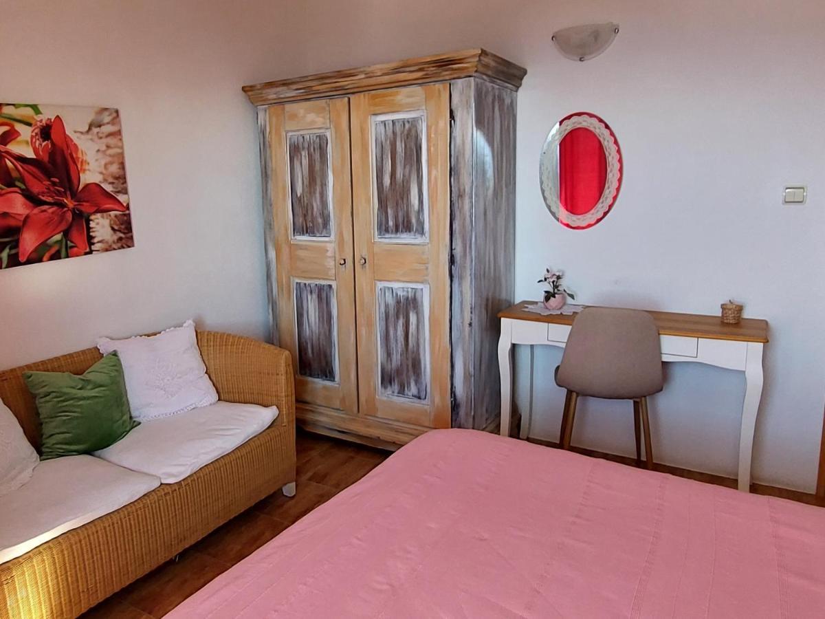 Boutique Home Saltaragazza Petrovac Exterior foto